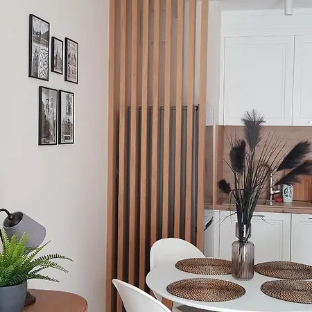 Апартаменти Old Town Wes Quality *