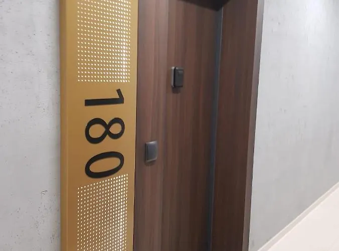 Old Town Wes Quality *